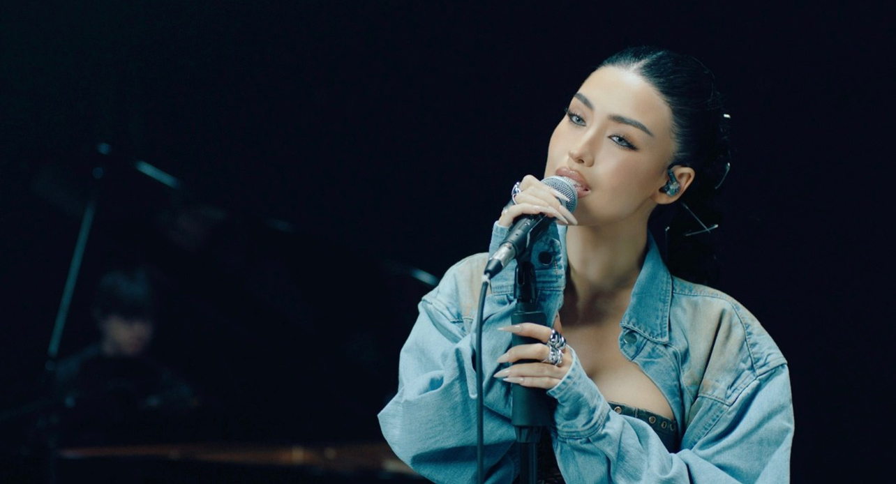 Erika Tham – Take Me (Piano Performance Video)
